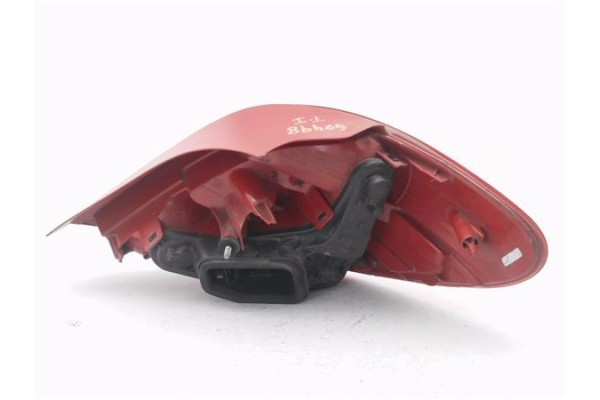 Recambio de piloto trasero izquierdo para peugeot 207 1.6 premium referencia OEM IAM 9686566080  