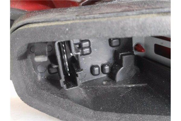 Recambio de piloto trasero izquierdo para peugeot 207 1.6 premium referencia OEM IAM 9686566080  