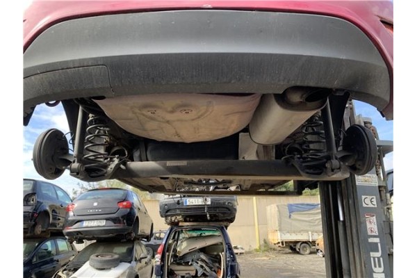 Recambio de puente trasero para ford fiesta vi 1.6 tdci referencia OEM IAM 5212628  
