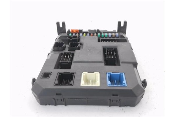 Recambio de bsi para peugeot 207 1.6 premium referencia OEM IAM 9666952080  