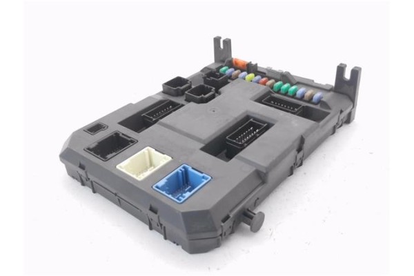 Recambio de bsi para peugeot 207 1.6 premium referencia OEM IAM 9666952080  