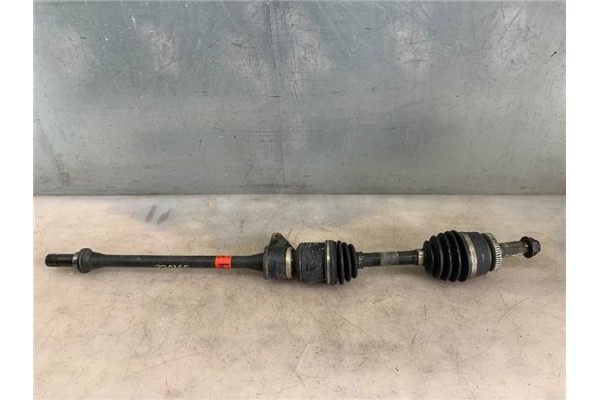 Recambio de palier delantero derecho para kia carnival 2.9 crdi referencia OEM IAM 495604D300  