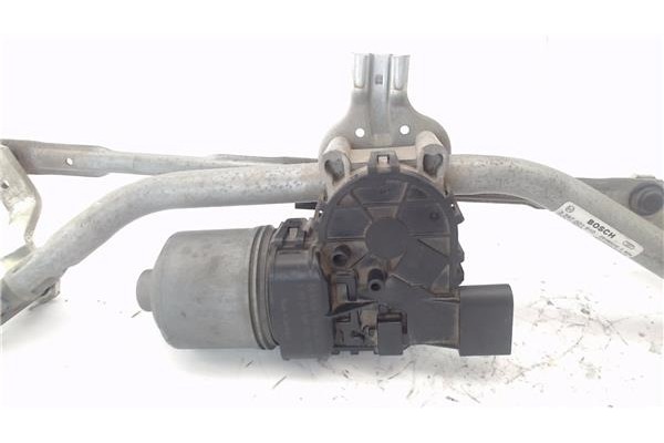 Recambio de motor limpiaparabrisas delantero para peugeot 208 1.2 access referencia OEM IAM 039024158912V058 3397021910 