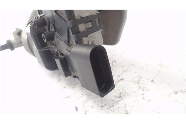 Recambio de motor limpiaparabrisas delantero para peugeot 208 1.2 access referencia OEM IAM 039024158912V058 3397021910 