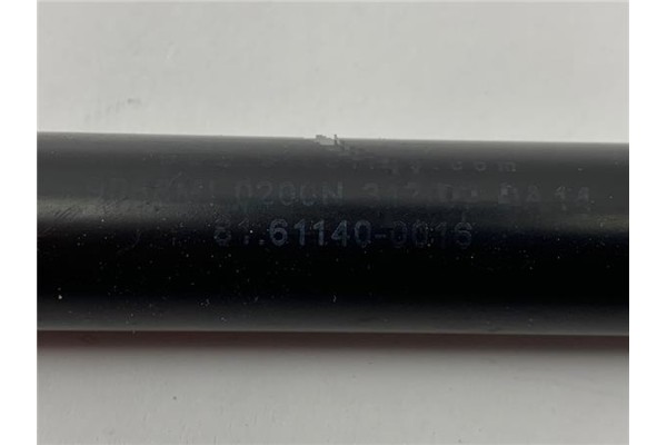 Recambio de amortiguador capo para audi a6 avant (4b5) 2.5 tdi referencia OEM IAM 81611400016  