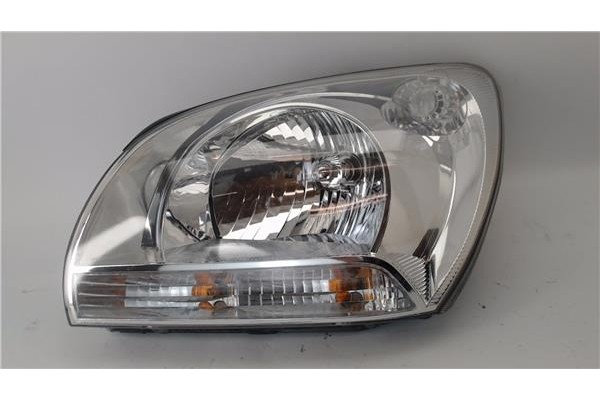 Recambio de faro delantero izquierdo para kia sportage (km) 2.0 crdi referencia OEM IAM 921011F011  