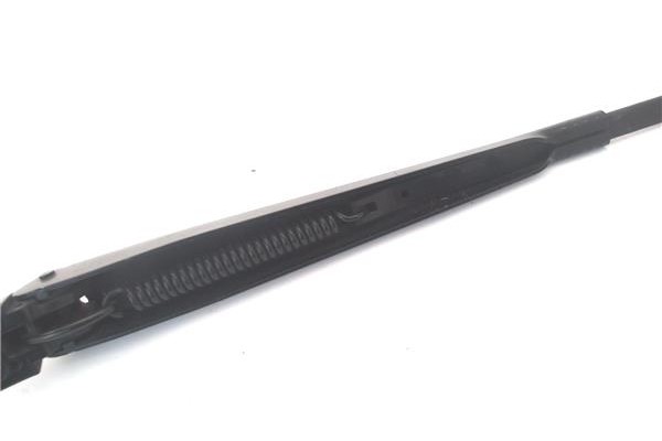 Recambio de brazo limpiaparabrisas delantero izquierdo para peugeot 5008 1.6 premium referencia OEM IAM 9672059480  