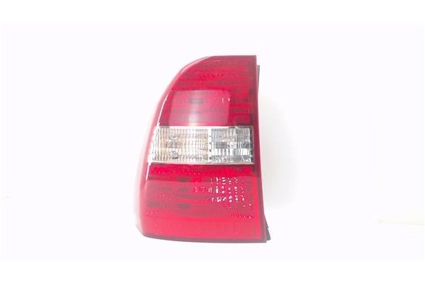 Recambio de piloto trasero izquierdo para kia sportage (km) 2.0 crdi referencia OEM IAM 924011F011  