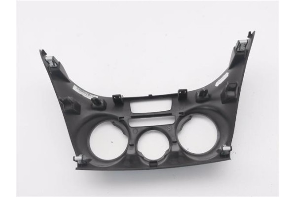 Recambio de embellecedor mando clima para peugeot 208 1.2 access referencia OEM IAM 1096632XZD  