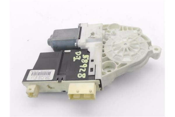 Recambio de mecanismo elevalunas delantero izquierdo para citroen c4 berlina 1.6 collection referencia OEM IAM 503620100208 9978