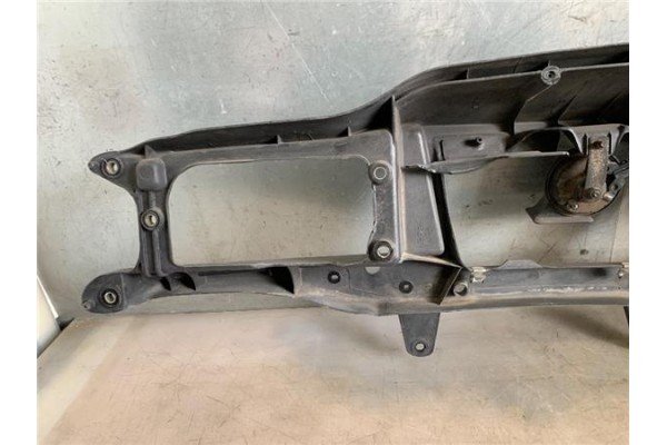 Recambio de frente delantero para volvo c70 coupe 2.3 t referencia OEM IAM 9454284  