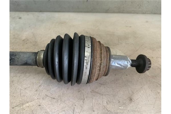 Recambio de palier delantero izquierdo para seat leon (1p1) 1.6 tdi referencia OEM IAM 1K0407271CP  