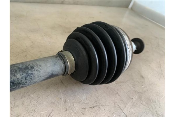 Recambio de palier delantero izquierdo para seat leon (1p1) 1.6 tdi referencia OEM IAM 1K0407271CP  