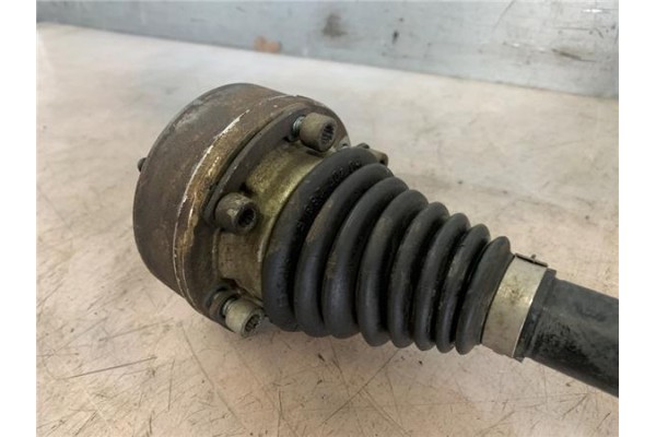 Recambio de palier delantero izquierdo para seat leon (1p1) 1.6 tdi referencia OEM IAM 1K0407271CP  