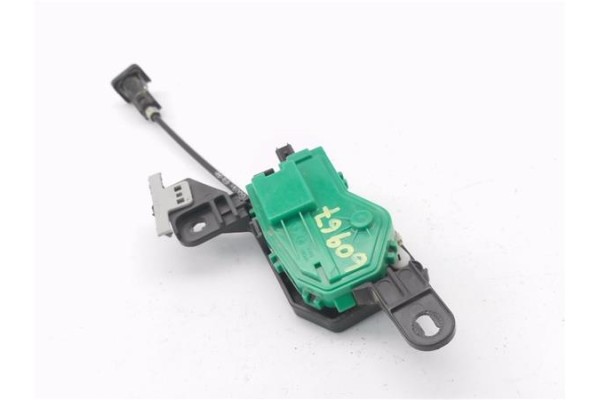 Recambio de motor apertura deposito combustible para hyundai i30 (gd) 1.4 base referencia OEM IAM H2105P  