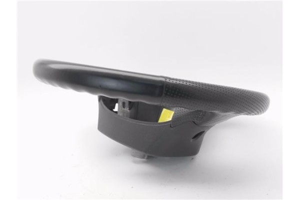 Recambio de volante para hyundai getz (tb) 1.1 básico referencia OEM IAM 561111E500 561201C700 