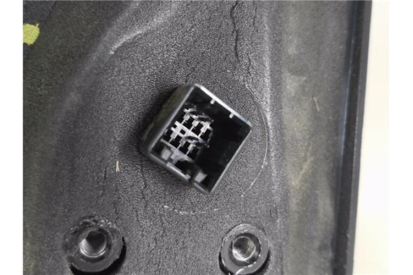 Recambio de retrovisor electrico derecho para hyundai getz (tb) 1.1 básico referencia OEM IAM E4012190  