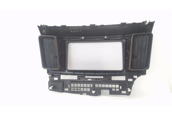Recambio de embellecedor consola central para mitsubishi lancer berlina/ familiar (cs0a/w) vii 2.0 di-d referencia OEM IAM S41ZG