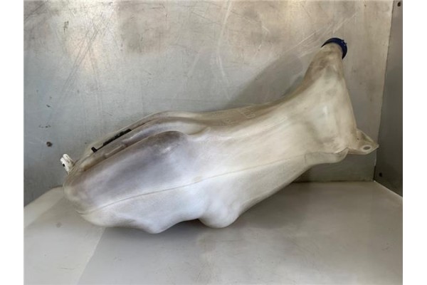 Recambio de deposito limpiaparabrisas para iveco daily camión/volquete 2.8 35 - c 13 caja abierta referencia OEM IAM 3801898 380