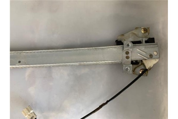 Recambio de mecanismo elevalunas delantero izquierdo para mitsubishi galloper (hyundai) 2.5 d referencia OEM IAM MR304811 6,20E+
