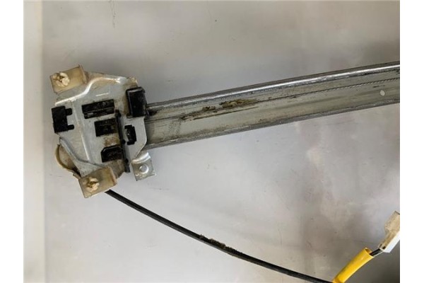 Recambio de mecanismo elevalunas delantero izquierdo para mitsubishi galloper (hyundai) 2.5 d referencia OEM IAM MR304811 6,20E+