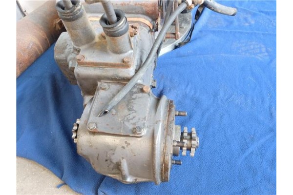 Recambio de motor completo para ausa camión bolquete x referencia OEM IAM   