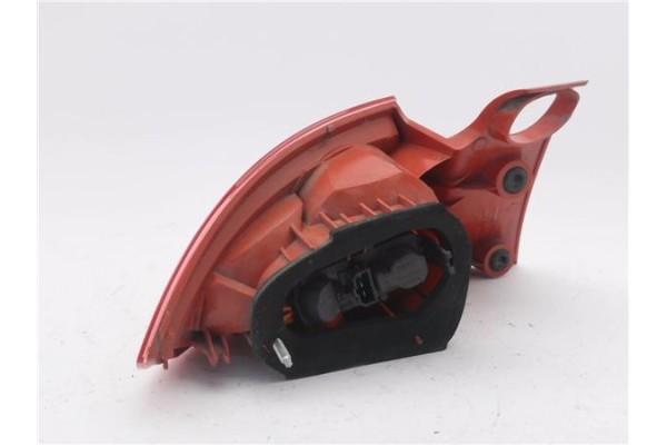 Recambio de piloto trasero derecho para seat leon (1p1) 1.6 tdi referencia OEM IAM E95822  