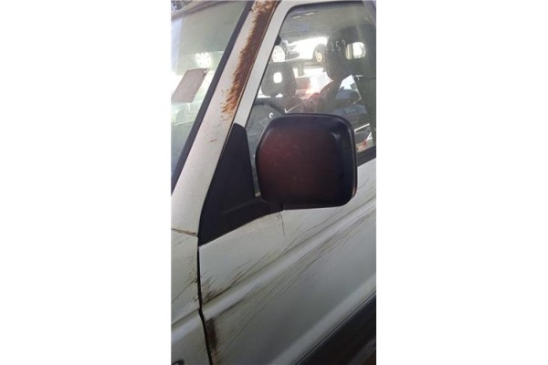 Recambio de retrovisor electrico izquierdo para mitsubishi montero (v20/v40) 2.8 d a las 4 ruedas (v46w, v26w) referencia OEM IA