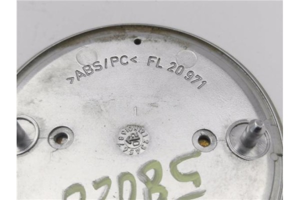 Recambio de anagrama trasero marca para bmw serie 3 berlina (e46) 2.5 325i referencia OEM IAM 51148219237  