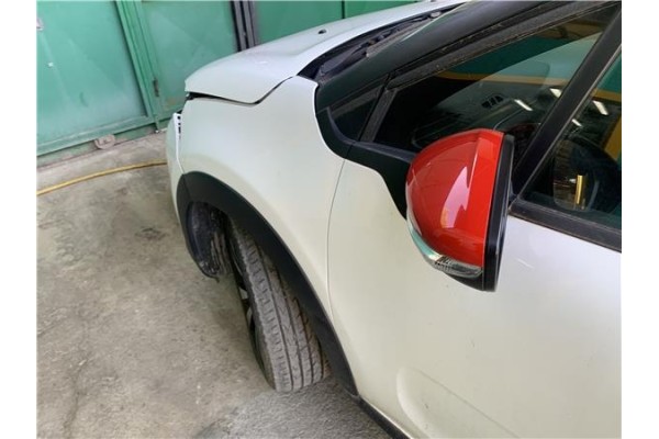 Recambio de retrovisor electrico izquierdo para citroen c3 1.2 feel referencia OEM IAM 98267134XT  