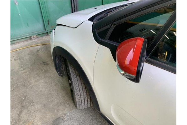 Recambio de retrovisor electrico izquierdo para citroen c3 1.2 feel referencia OEM IAM 98267134XT  