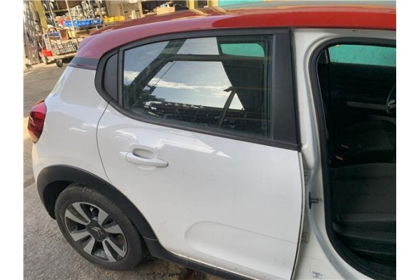 Recambio de puerta trasero derecha para citroen c3 1.2 feel referencia OEM IAM 9812716680  