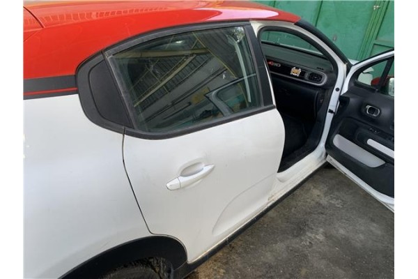 Recambio de puerta trasero derecha para citroen c3 1.2 feel referencia OEM IAM 9812716680  