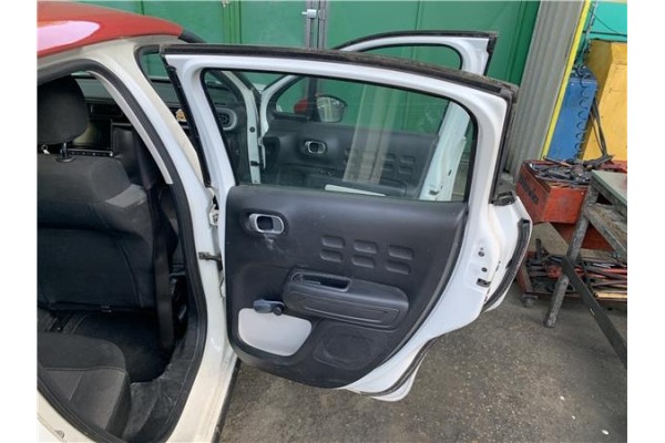 Recambio de puerta trasero derecha para citroen c3 1.2 feel referencia OEM IAM 9812716680  