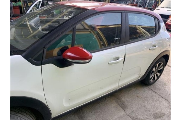 Recambio de puerta delantero izquierda para citroen c3 1.2 feel referencia OEM IAM 9812674380  