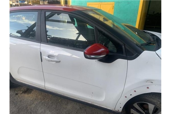 Recambio de puerta delantero derecha para citroen c3 1.2 feel referencia OEM IAM 9812674180  