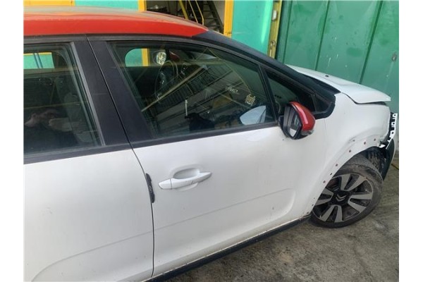 Recambio de puerta delantero derecha para citroen c3 1.2 feel referencia OEM IAM 9812674180  
