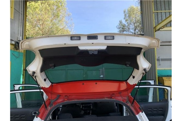 Recambio de porton trasero para citroen c3 1.2 feel referencia OEM IAM 9812299680  