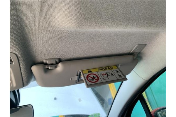 Recambio de parasol derecho para citroen c3 1.2 feel referencia OEM IAM 96738898BJ 98100807BJ 