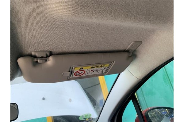 Recambio de parasol derecho para citroen c3 1.2 feel referencia OEM IAM 96738898BJ 98100807BJ 