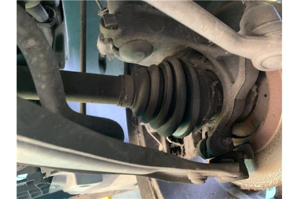 Recambio de palier delantero izquierdo para citroen c3 1.2 feel referencia OEM IAM 9677476580  