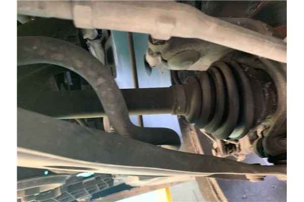 Recambio de palier delantero izquierdo para citroen c3 1.2 feel referencia OEM IAM 9677476580  