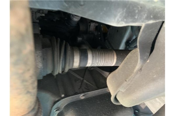 Recambio de palier delantero izquierdo para citroen c3 1.2 feel referencia OEM IAM 9677476580  