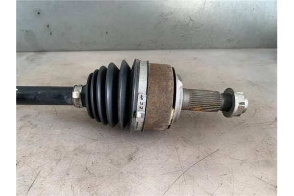 Recambio de palier delantero derecho para honda cr-v iii 2.0 i referencia OEM IAM 52111780AB  