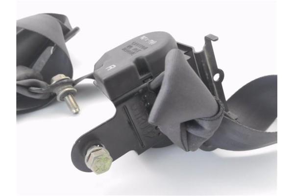 Recambio de cinturon seguridad delantero derecho para nissan patrol gr (y60) referencia OEM IAM   