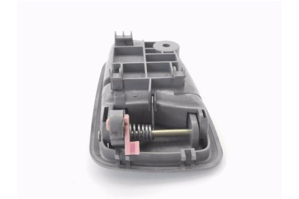 Recambio de manilla int. puerta delantero izquierda para kia picanto (sa) 1.1 active referencia OEM IAM 8261007000  