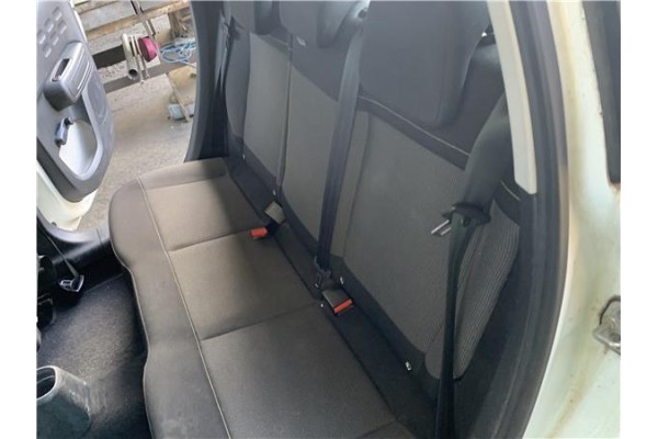 Recambio de asientos traseros para citroen c3 1.2 feel referencia OEM IAM   