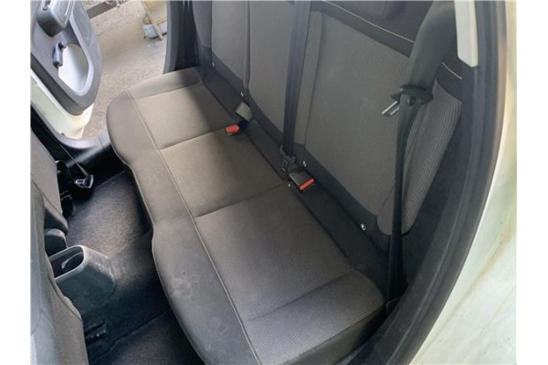 Recambio de asientos traseros para citroen c3 1.2 feel referencia OEM IAM   