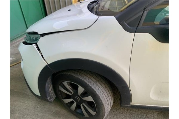 Recambio de aleta delantero izquierda para citroen c3 1.2 feel referencia OEM IAM 9812869080  