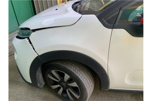 Recambio de aleta delantero izquierda para citroen c3 1.2 feel referencia OEM IAM 9812869080  